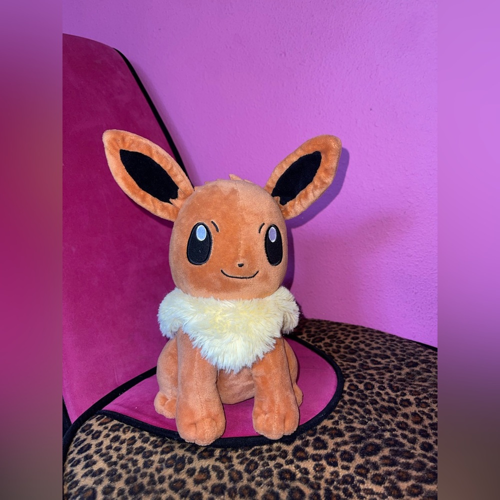 Vintage 1997 Eve Pokemon Plush